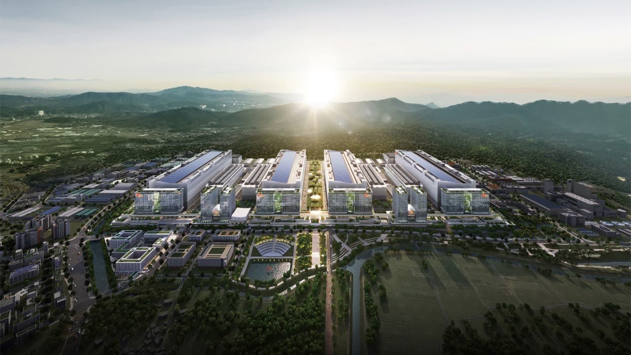 SK hynix инвестирует 54 трлн вон в новые фабрики памяти для ИИ