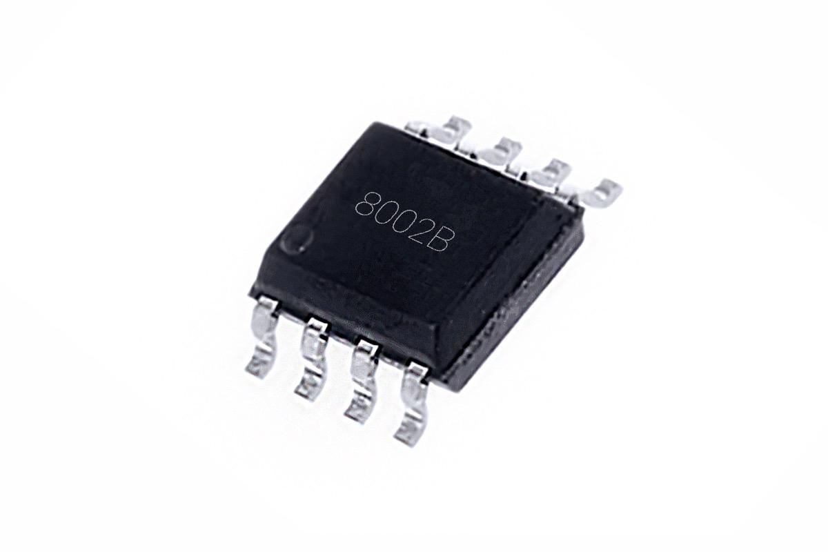 8002B (усилитель низкой частоты), 3 Вт, моно