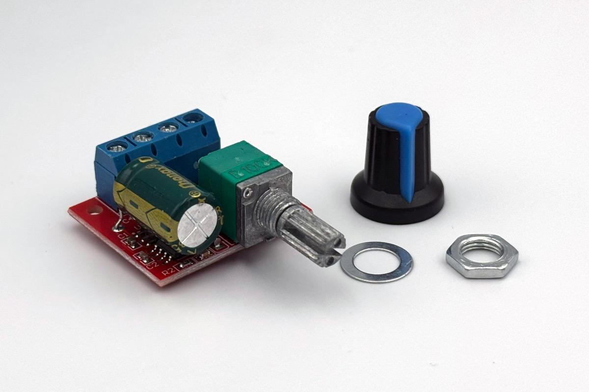 Регулятор скорости двигателя постоянного тока (ШИМ) 4,5-35В, 5А, 90Вт