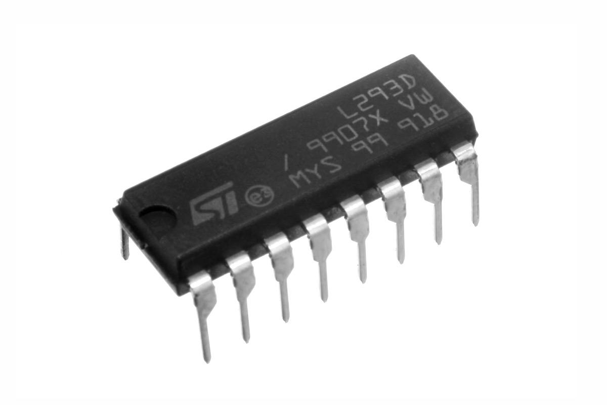 L293D (драйвер двигателей), 600 мА