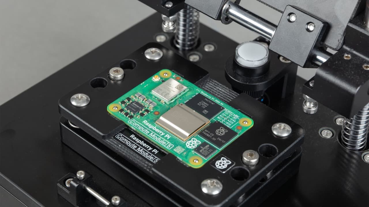 Raspberry Pi выпустила Programming Jig для серийной прошивки Compute Module 5
